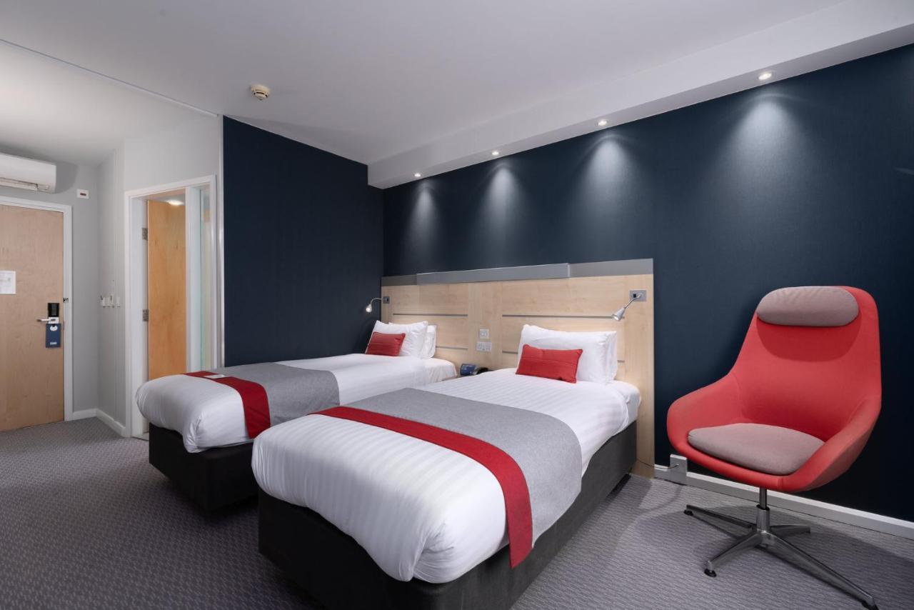 Holiday Inn Express Burnley M65 Jct 10 By Ihg Exterior photo