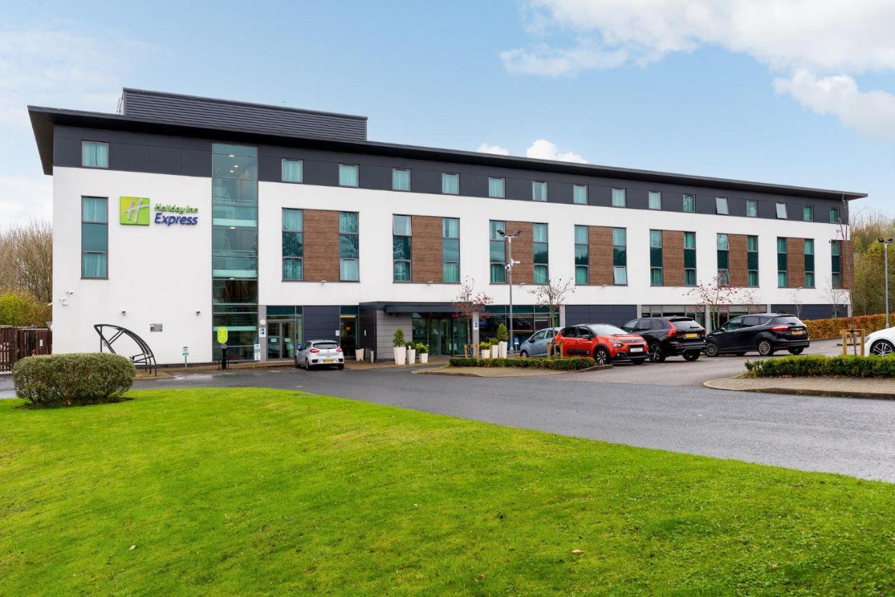 Holiday Inn Express Burnley M65 Jct 10 By Ihg Exterior photo